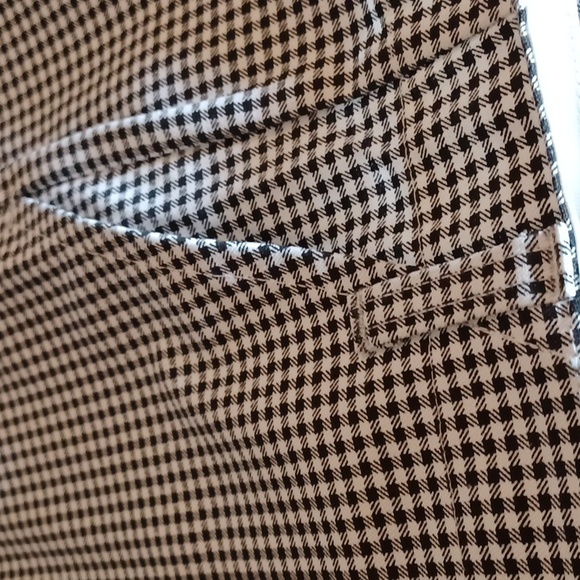 2 pair Houndstooth Printed Chef Pants 42x50(unhemmed) - Picture 11 of 12